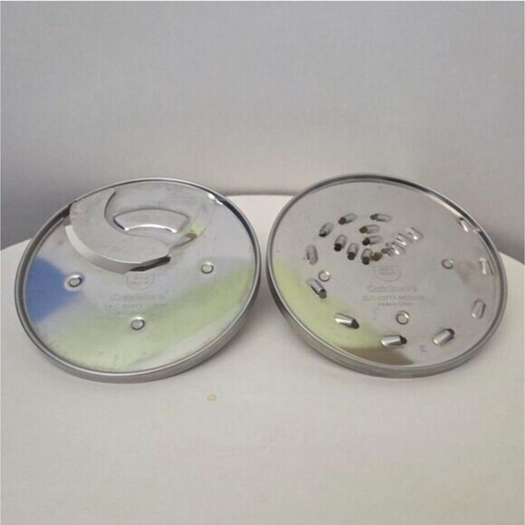 CUISINART 2 Discs and Stem - DLC-837TX Grating DLC-844TX 4MM Slicing DLC-10 Stem - Picture 5 of 7